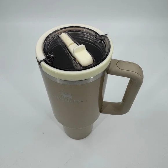 Stanley Quencher H2.0 FlowState Tumbler 40oz Champagne Rose Quartz 10-12552-111 - Picture 2 of 9